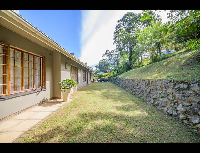 3 BEDROOM FREEHOLD FOR SALE IN WESTVILLE